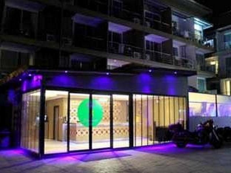 Silver Hotel