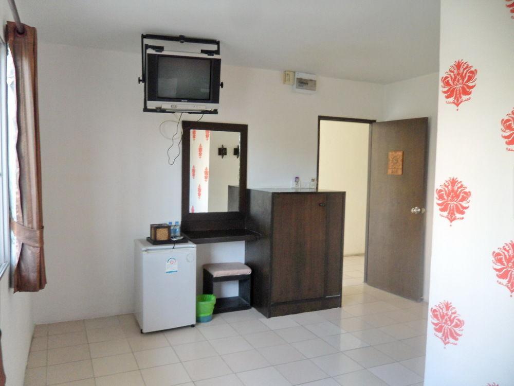 Baan Kanta Hotel