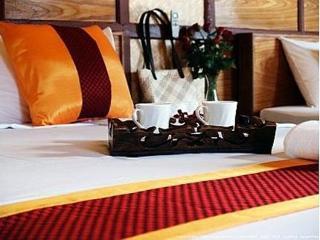 Boutique Raft Resort, River Kwai Resort
