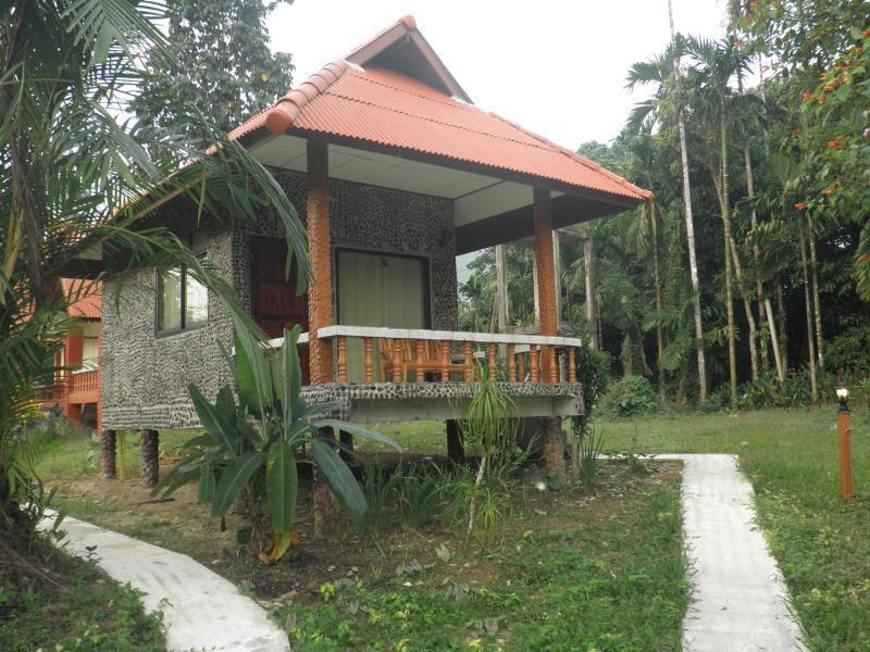 Baan Rimnam Khao Sok 2* Phanom