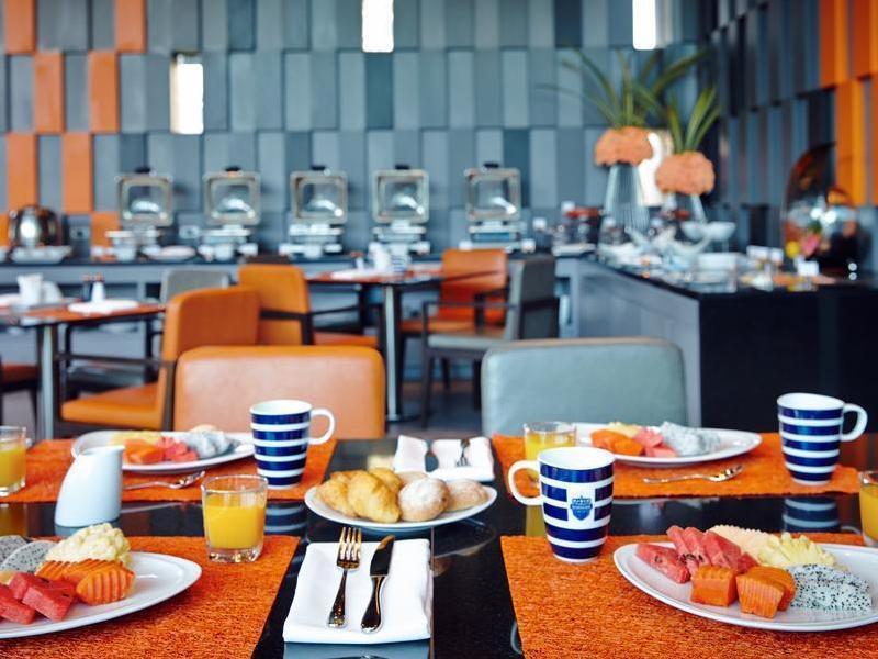 Amari United Hotel 4*