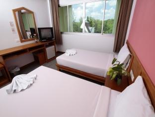 Riverside Hotel