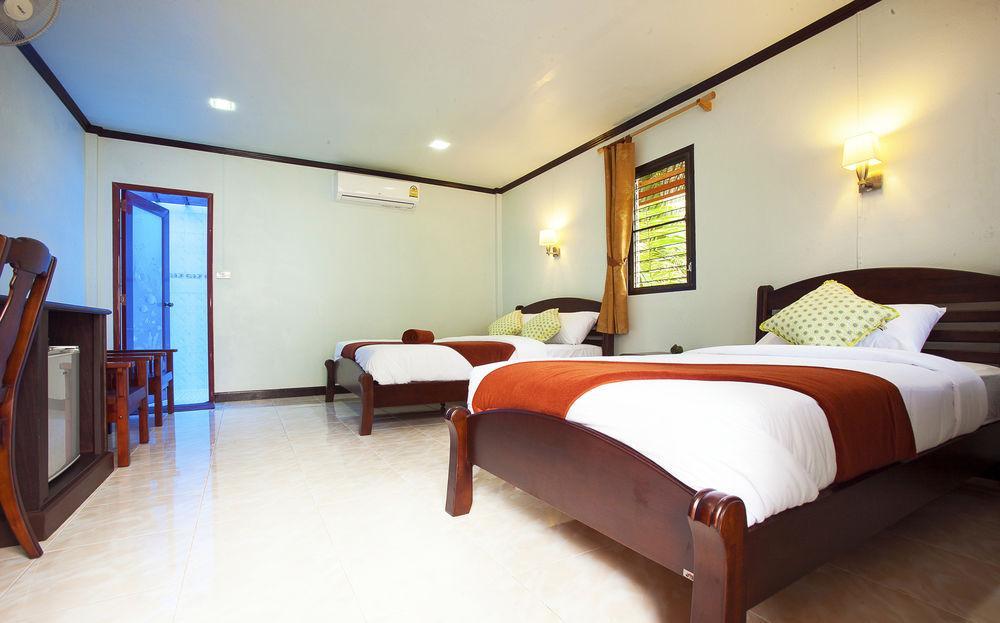 Lanta Coral Resort 2*