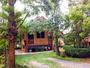 Baan Tai Rom Yen 2*