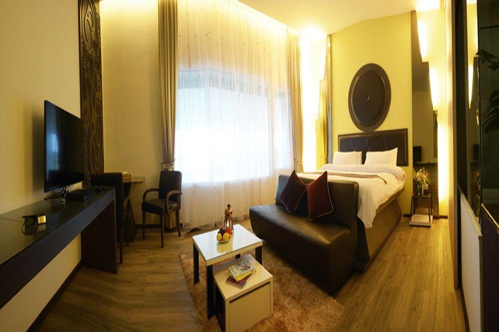 The Beverly Hills Hotel Nakhon Ratchasima