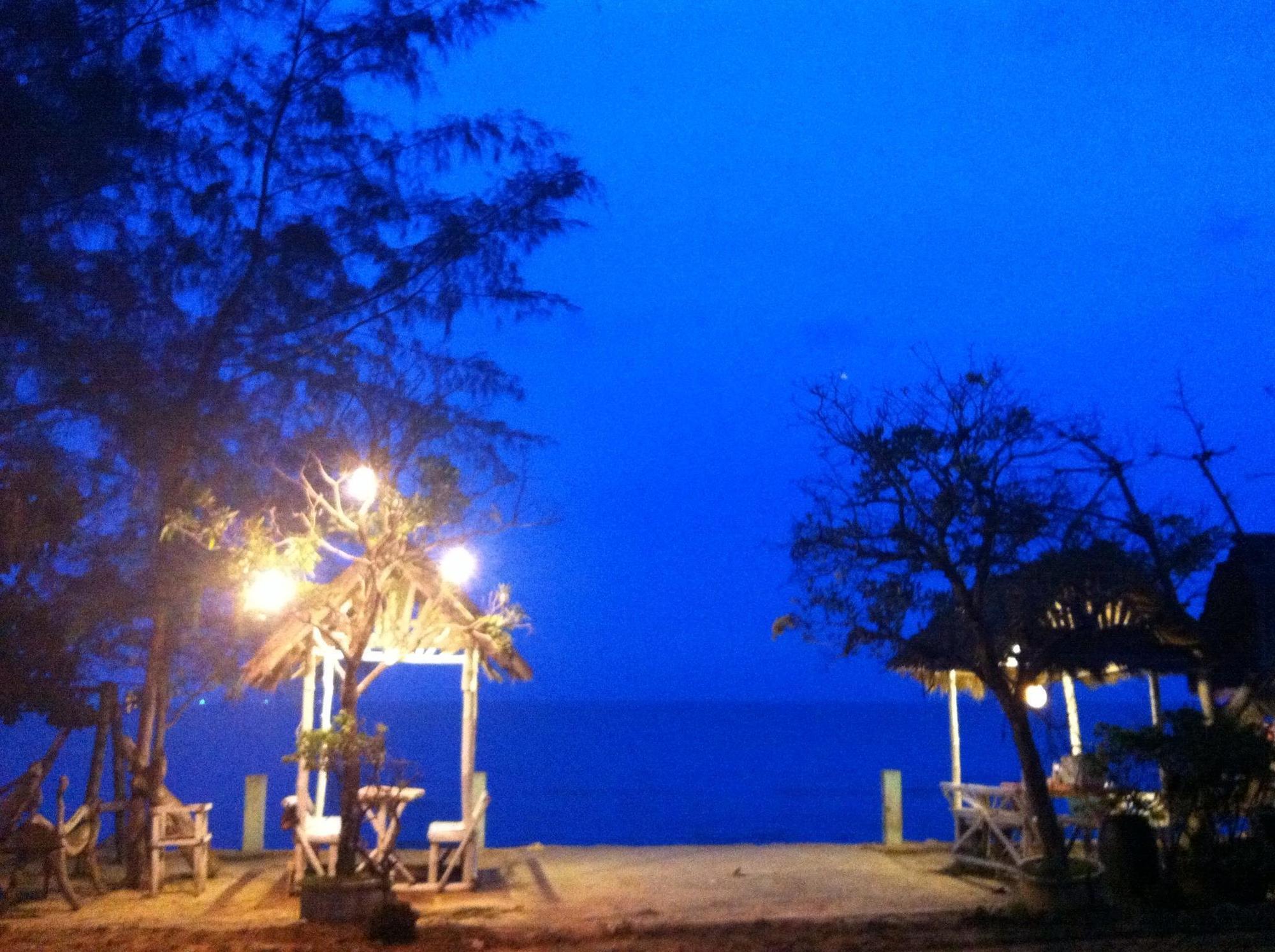 Sabaijit Resort Pran Buri