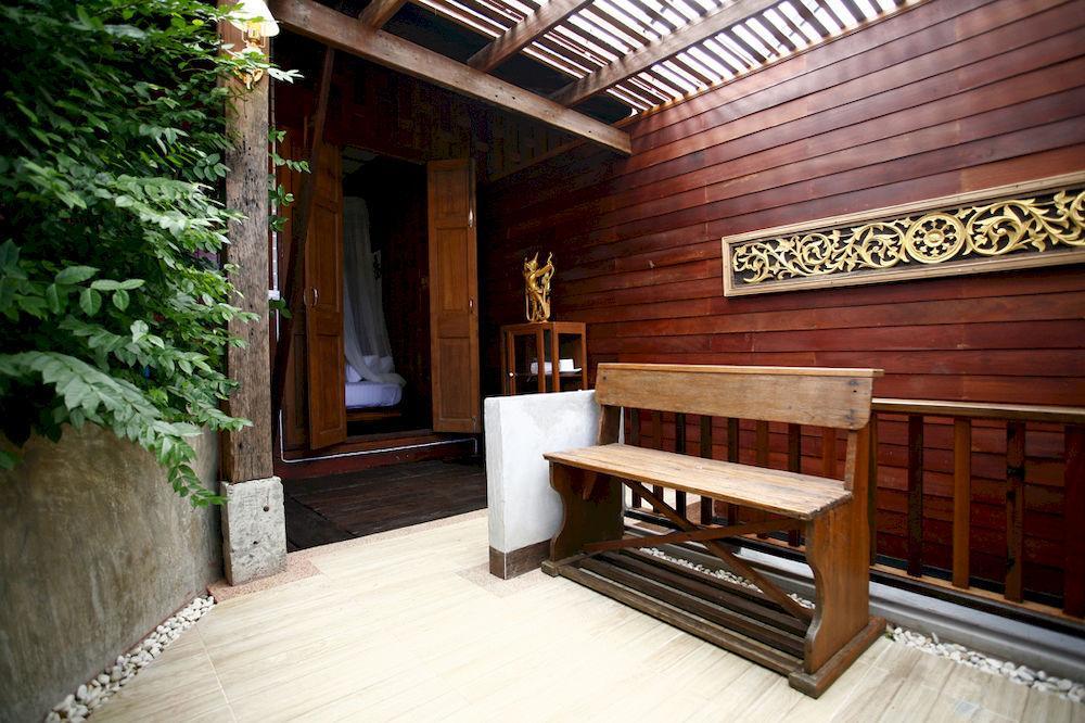 Retreat Resort