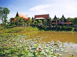 Retreat Resort