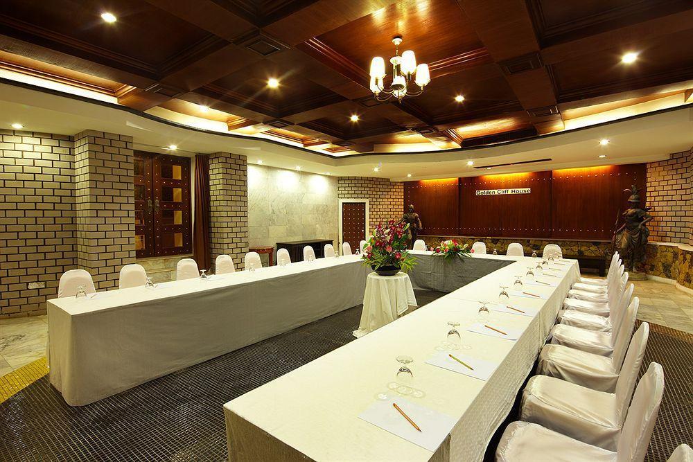 Golden Cliff House Resort 3*