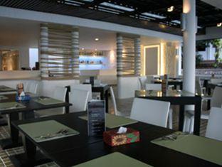 Golden Cliff House Resort