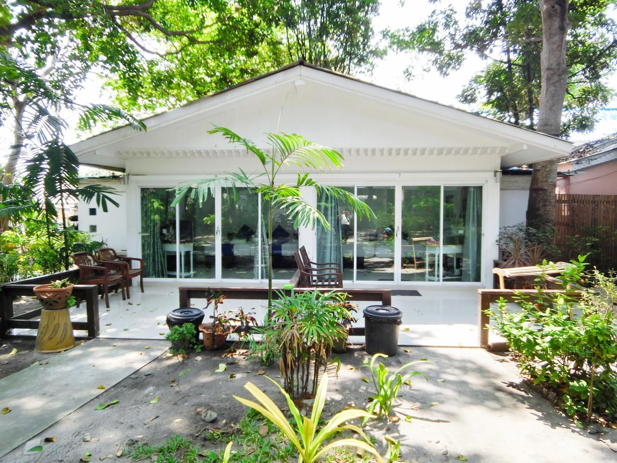 Thipsamed Resort
