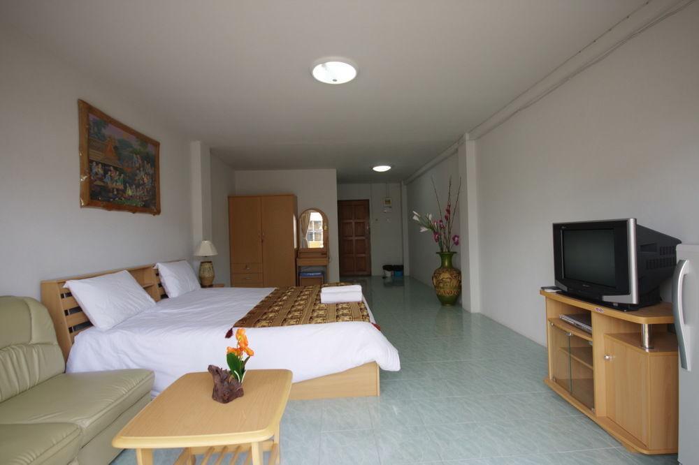 Malee Beach Guest House Hotel Bang Lamung