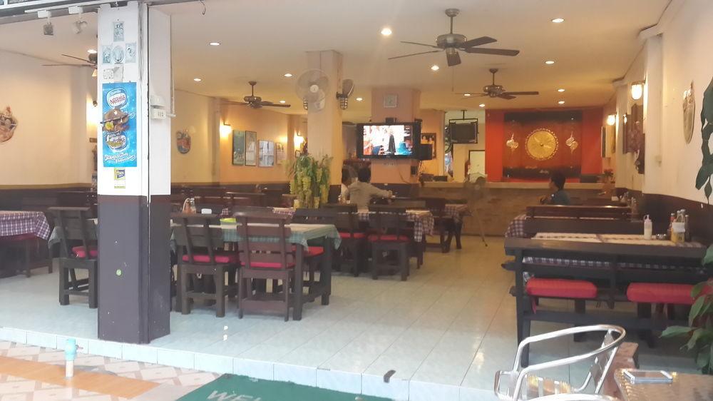 Malee Beach Guest House Hotel 2*