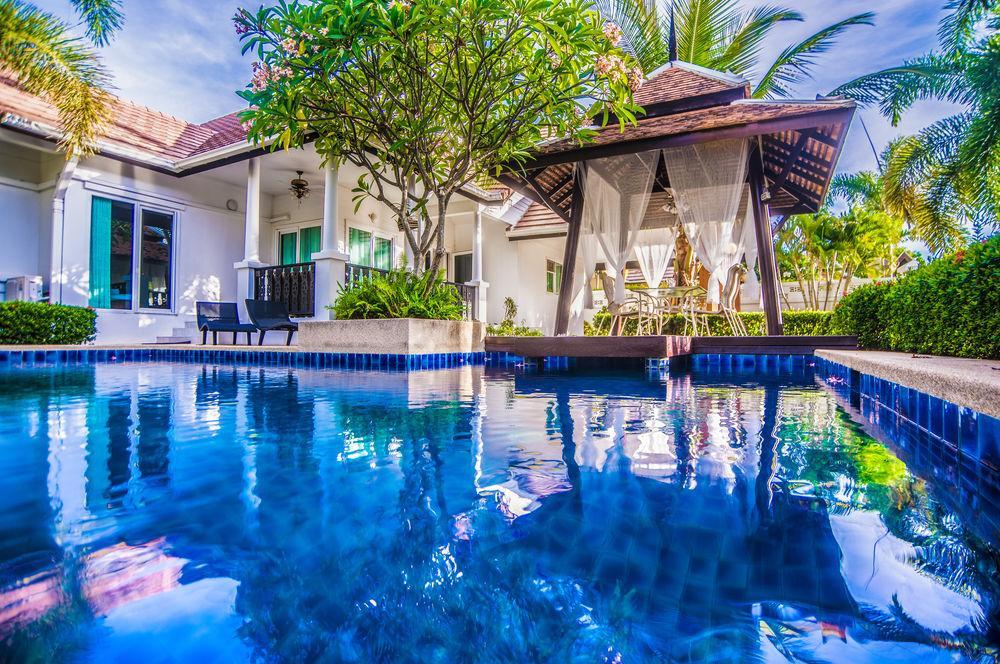 Green Pool Pattaya Villa