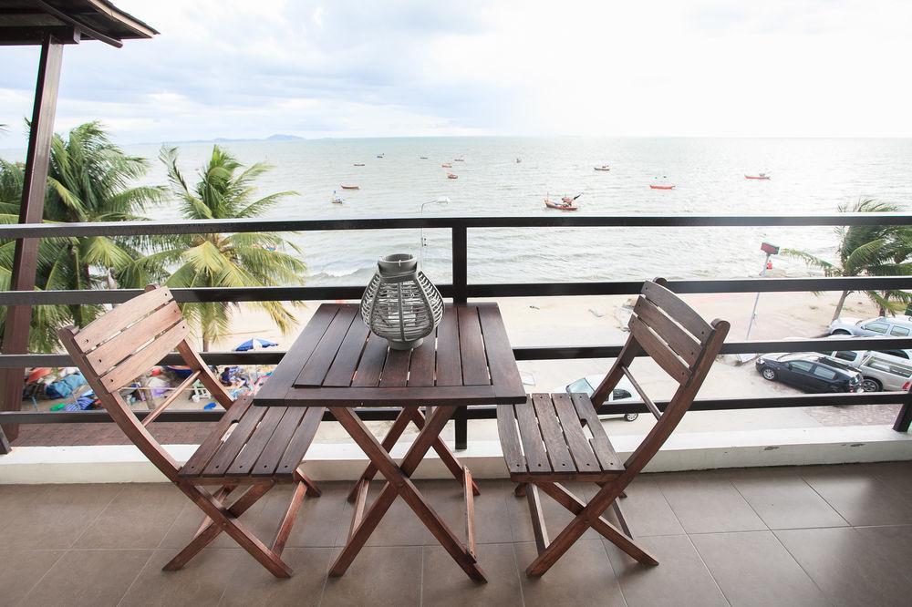 Sea Trees Guest house Bang Saen