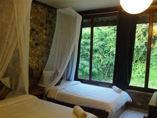 Andaman Talaytai Hot 2* Ranong