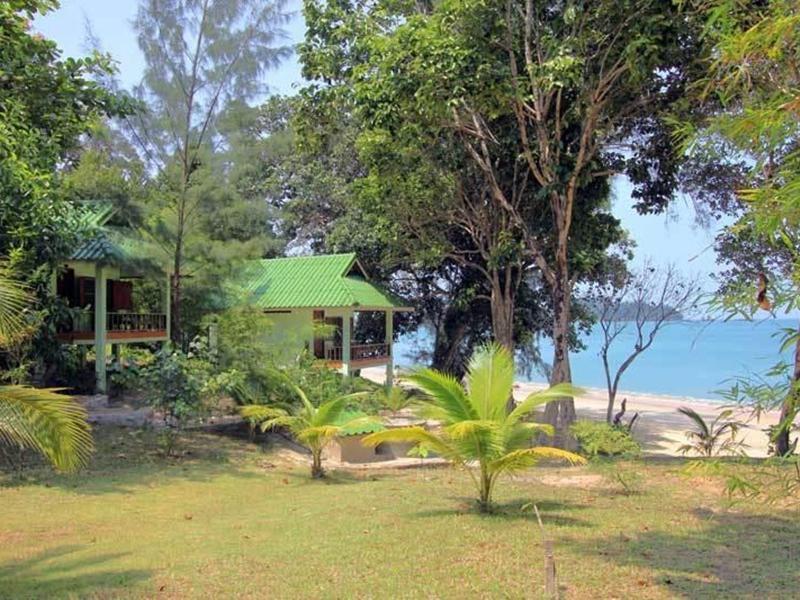Chomjan Resort 3*