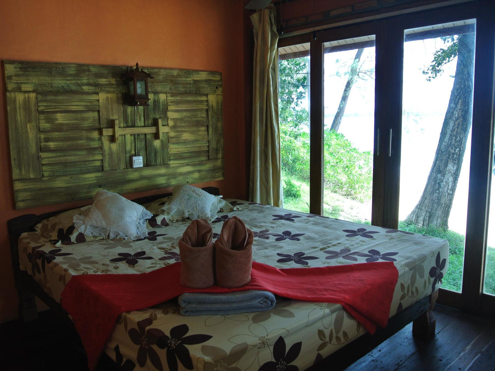 Chomjan Resort Koh Phayam