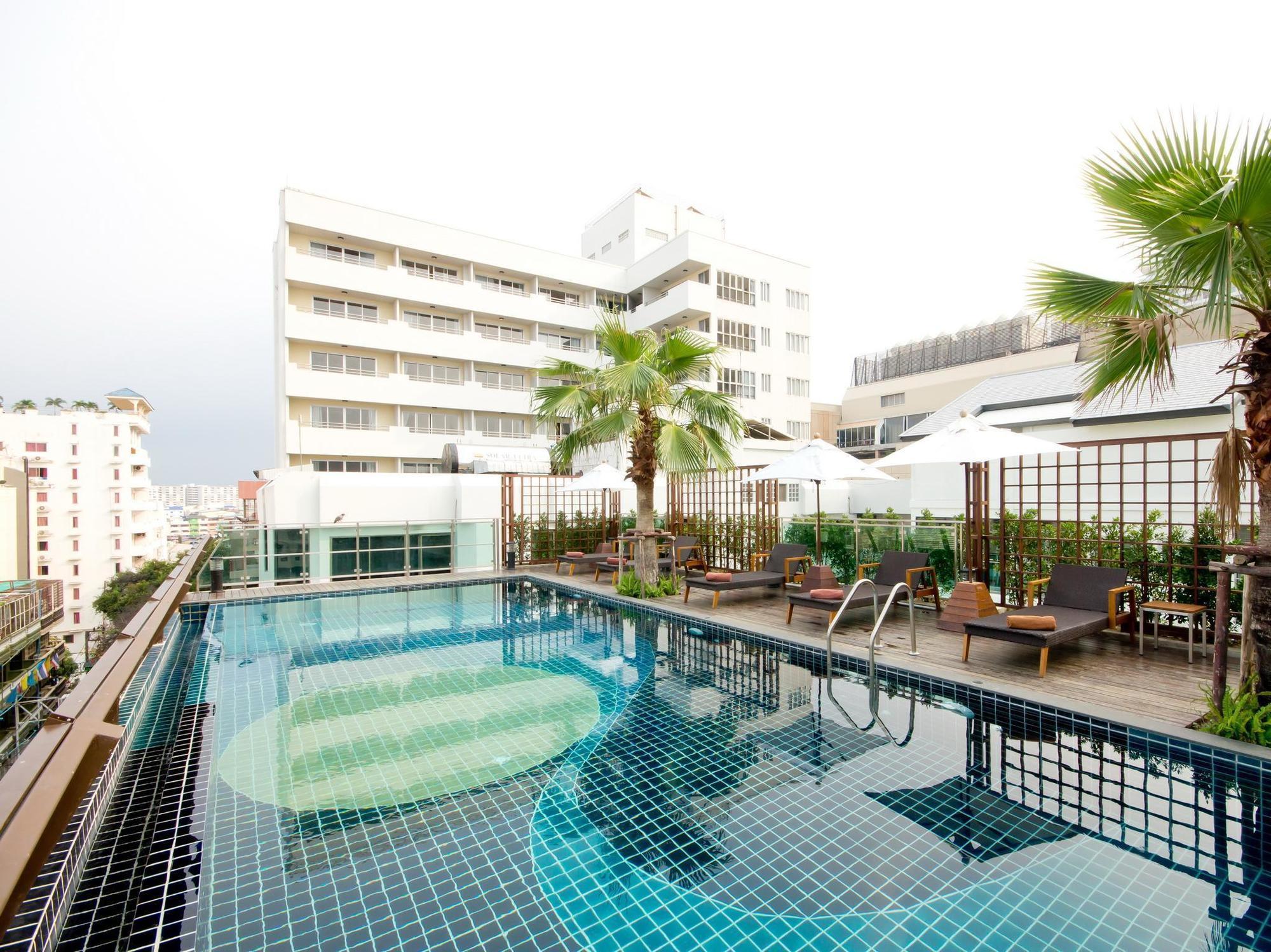 Sunshine & Residences Hotel