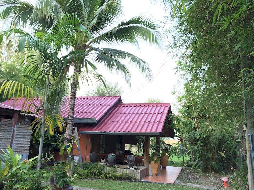 Kaengkrachan Boathouse Paradise Resort