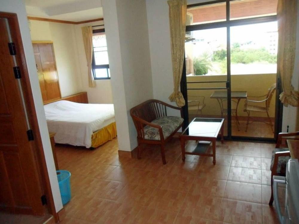 Siam House Hotel