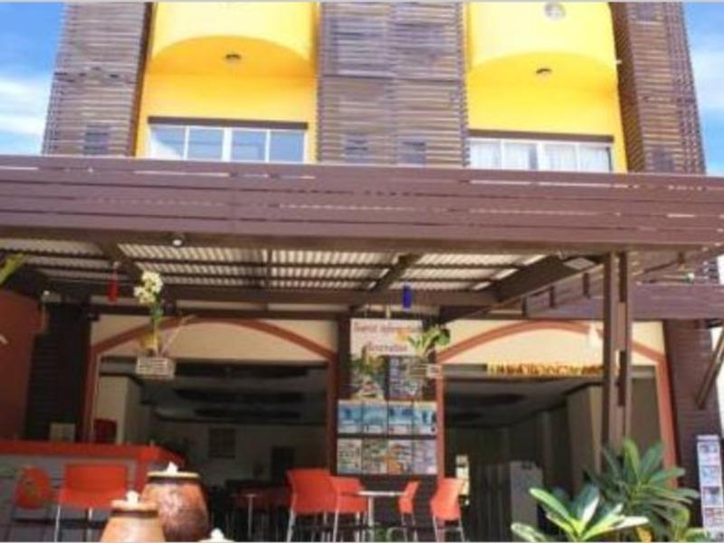 Luna House 2*