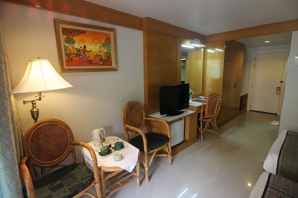 Phi Phi Inn Inn *