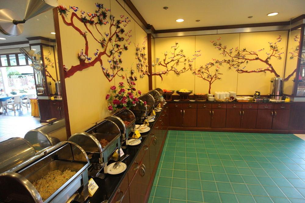 Phi Phi Inn Inn