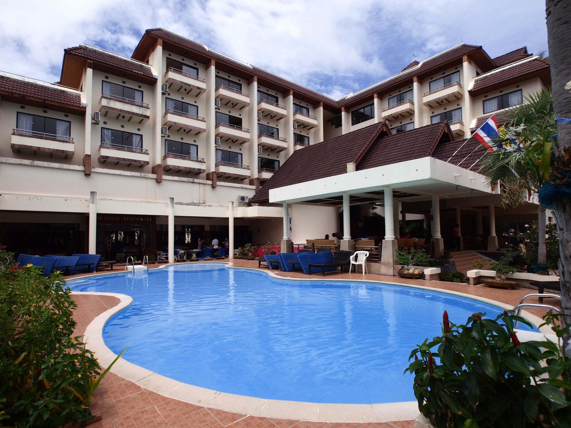 Phi Phi Inn *