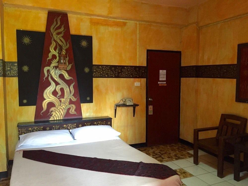 The Royal Hotel *