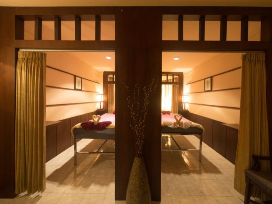 The Imperial & Convention Centre Hotel 4*