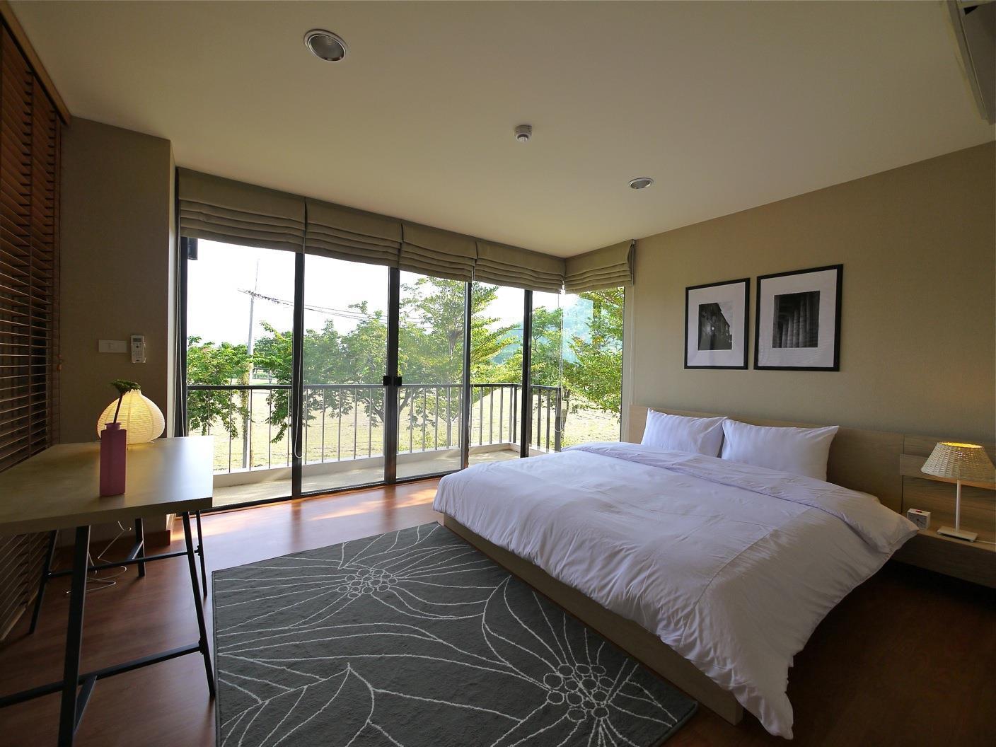 Palm Crescent Hua Hin Apartment *