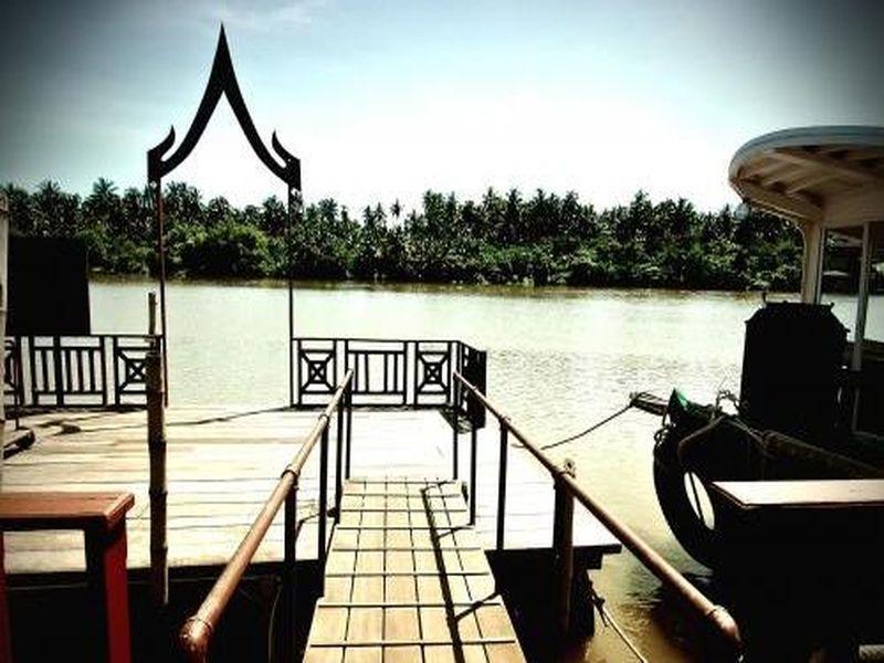 Baan & - Sha Certified Resort