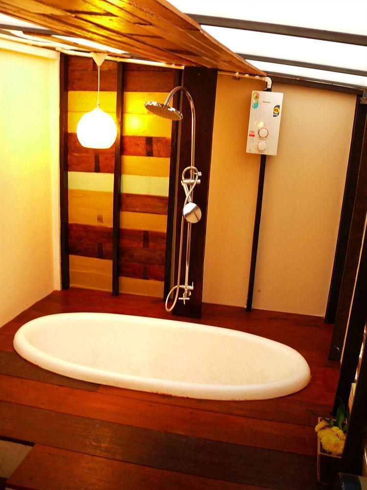 Buri Tara & 3* Bangkok