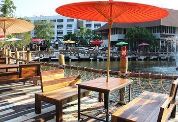 Buri Tara & Hotel