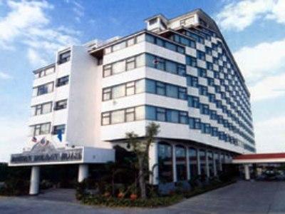 Jomtien Holiday Hotel 3*