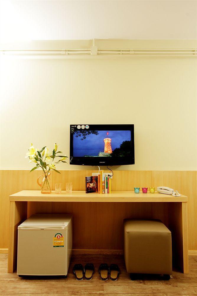 U431 Chaengwattana Guest house 2*