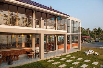 Chonnapha Resort
