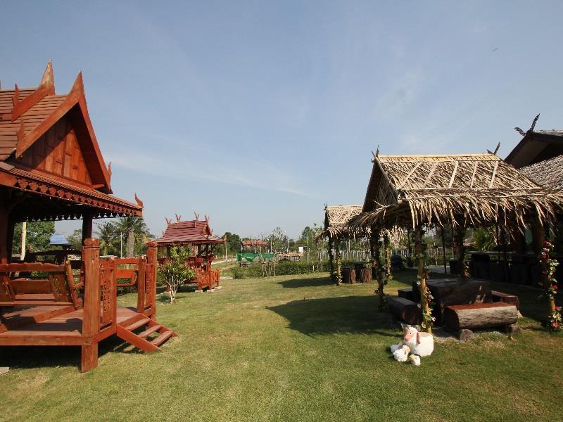 Hua Hin Baan Thai Resort 3*