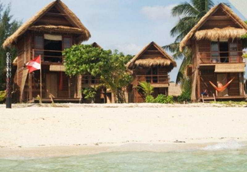 Resort Castaway