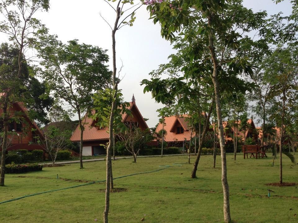 Taksina Garden Resort