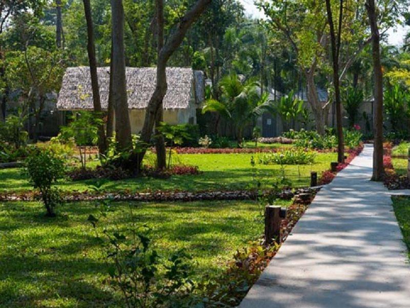 Baan Supparod Resort