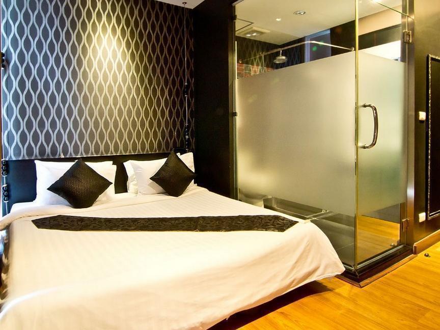 Glitz Hotel Bangkok