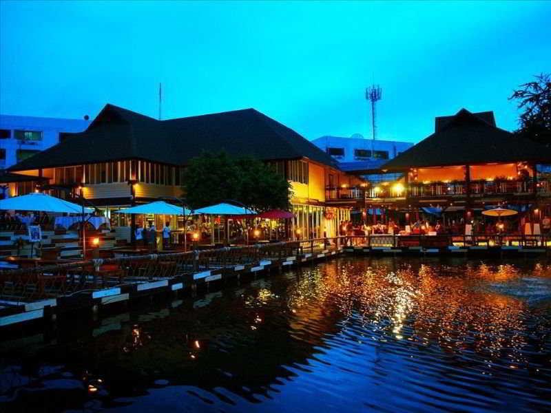 Hotel Buri Tara & Bangkok