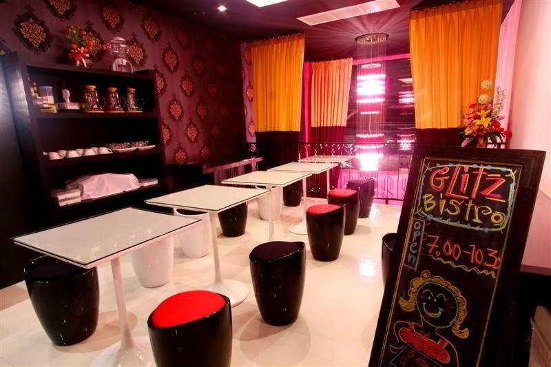 Hotel Glitz 3*