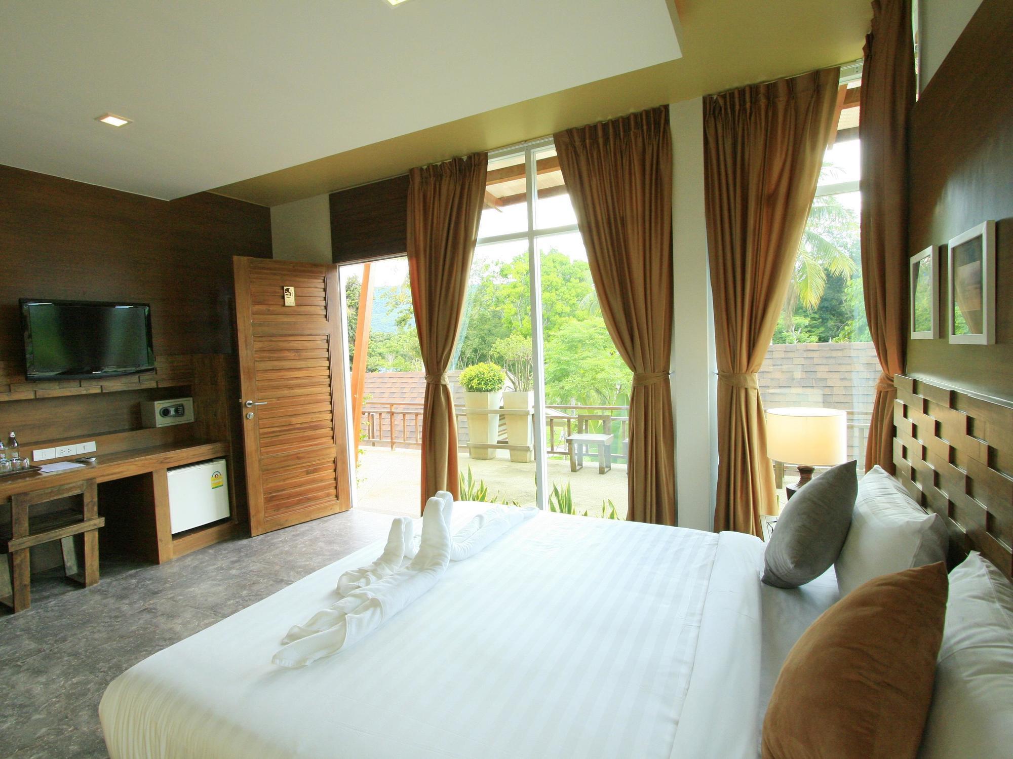 Nana Hotel