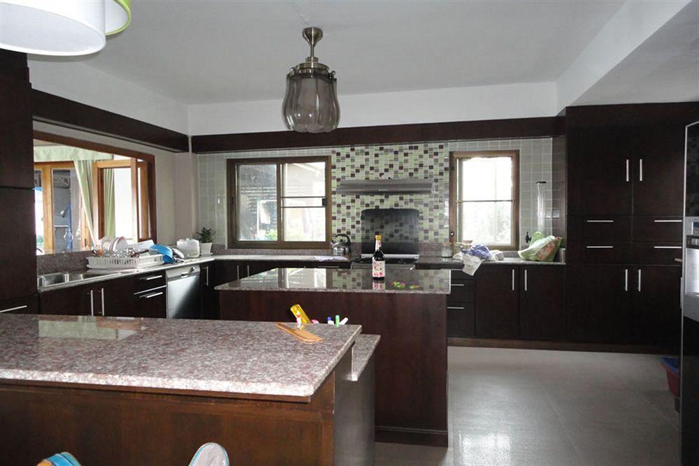 Baan Caruso Apartment