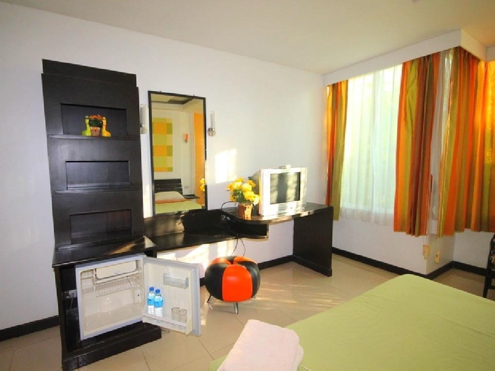 Charlie House Guest house 2*
