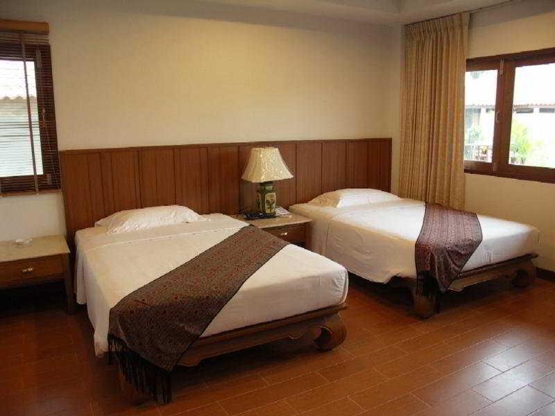 Sailom Bangsaphan Resort