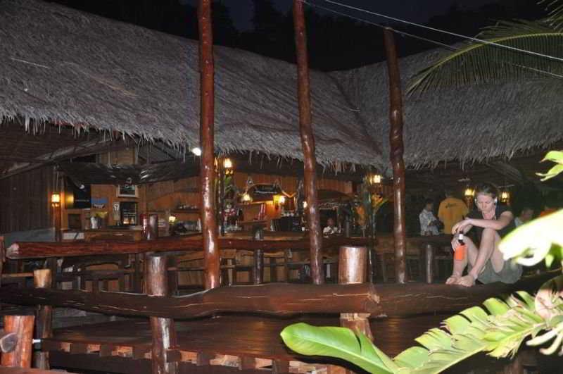 Tenta Nakara And Restaurant Hotel